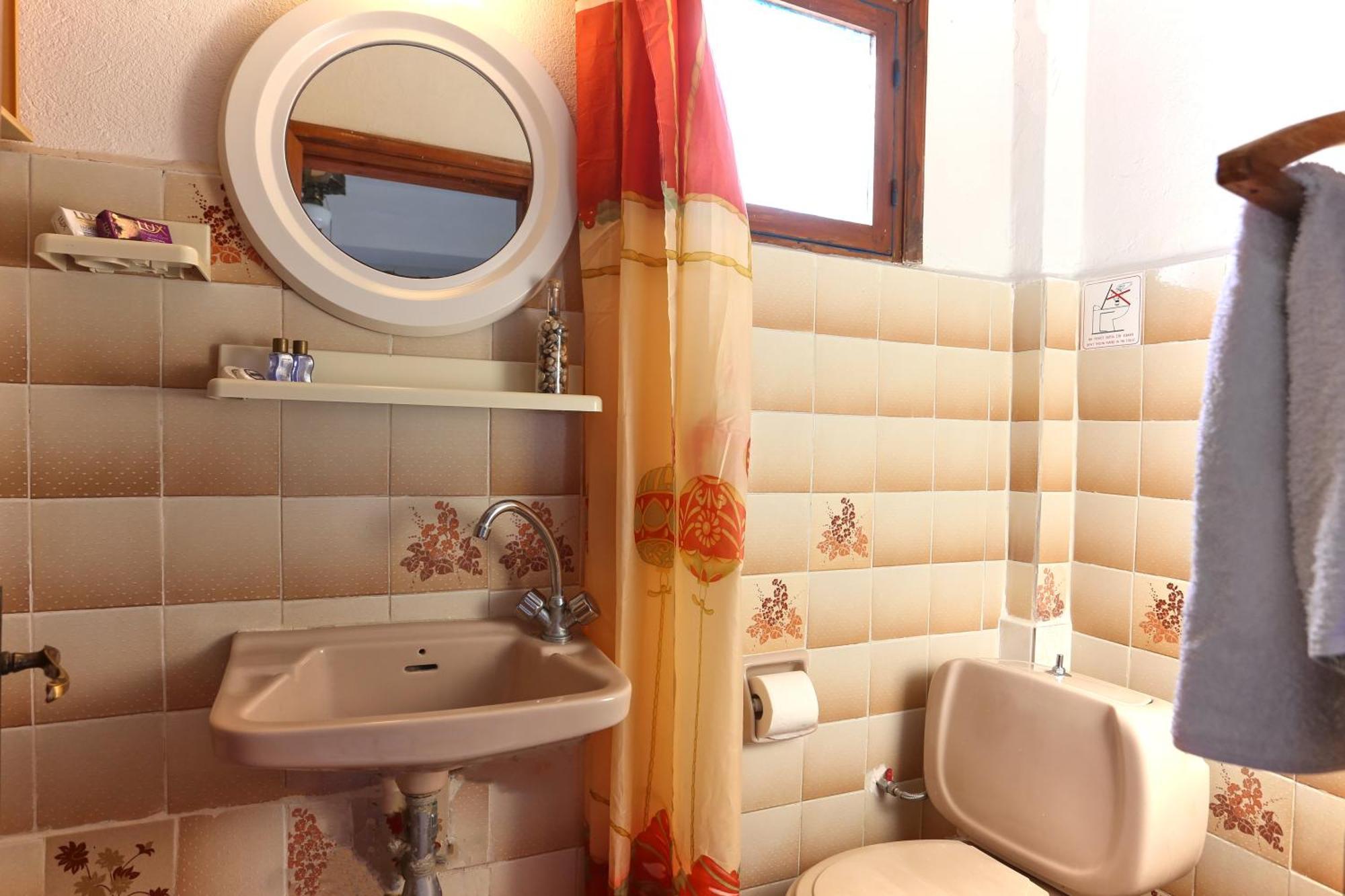 Armena Inn Armenistis  Luaran gambar
