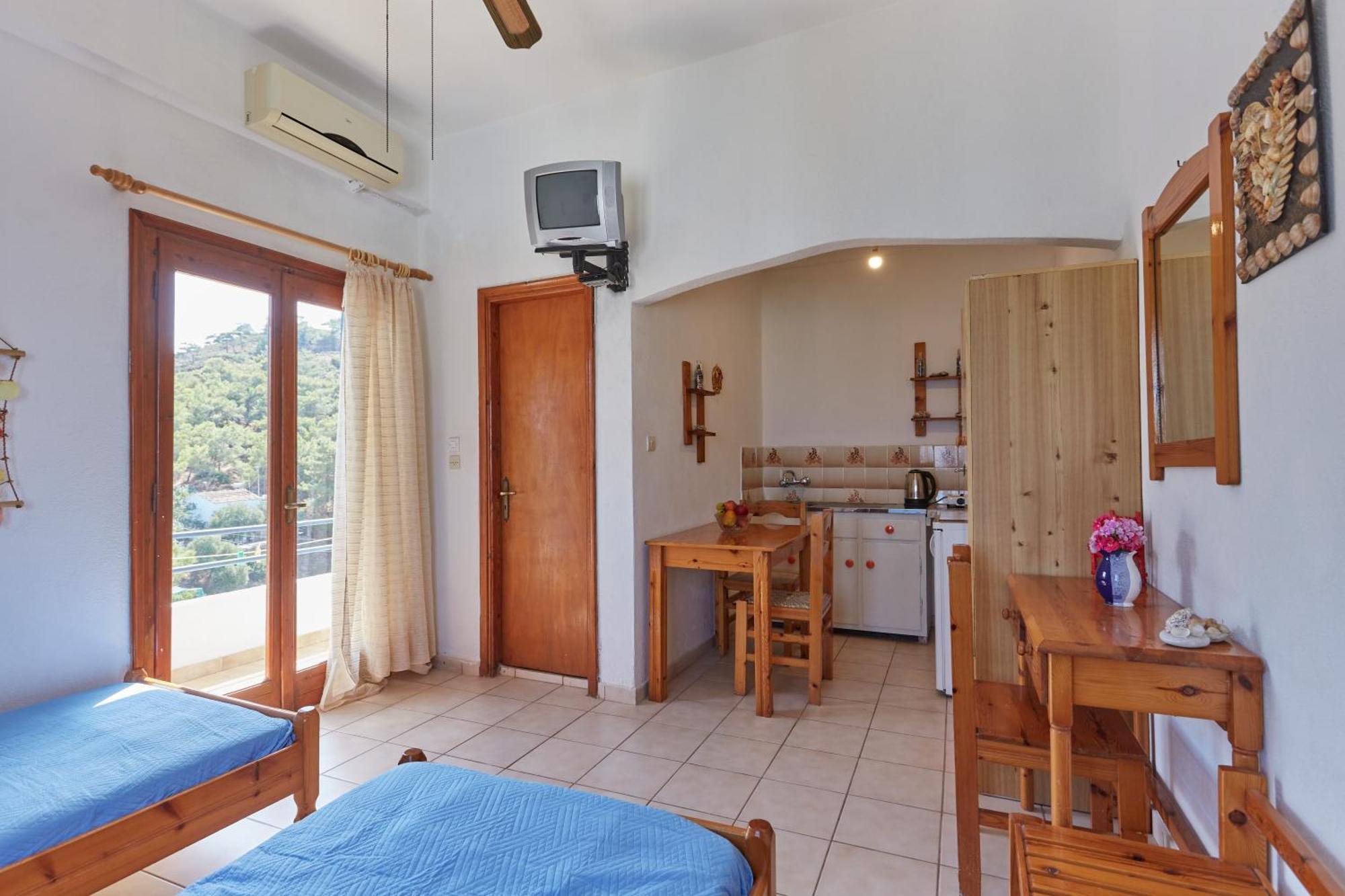 Armena Inn Armenistis  Luaran gambar