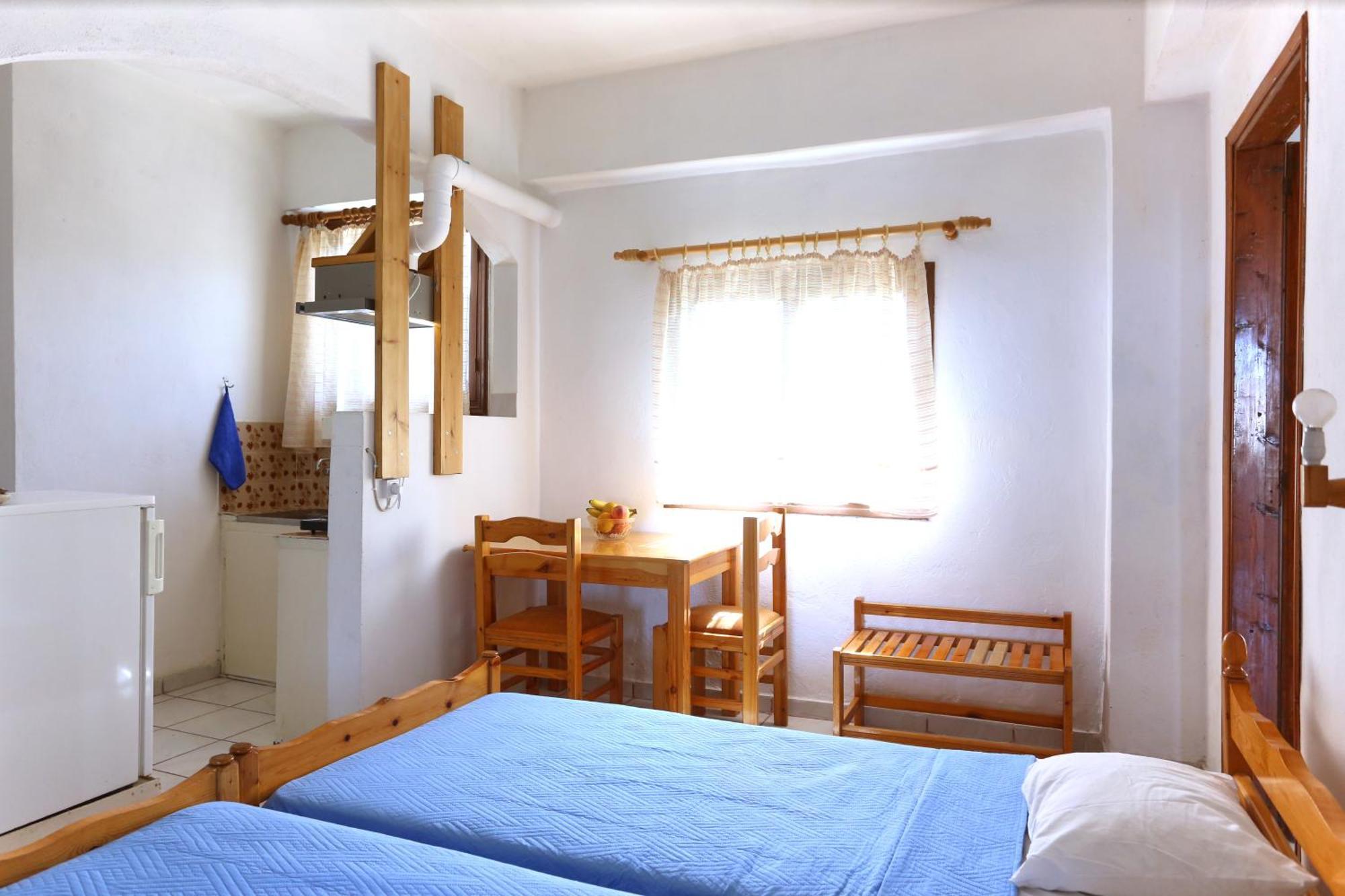 Armena Inn Armenistis  Luaran gambar